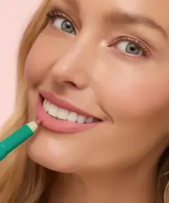 HOOMWELL™ Lipstick Crayon Matte Lip Color Lip Liner Pencil Built-In Sharpener